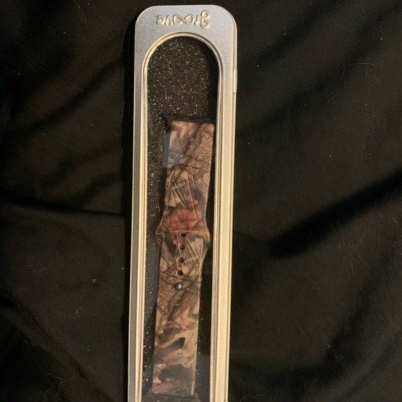 Camo groove life Apple Watch band brand new - Picture 4 of 4